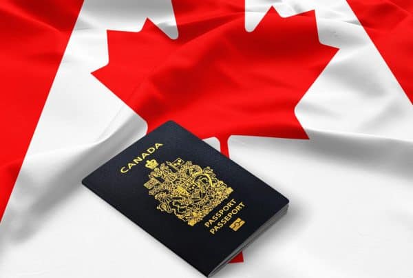Passport Canada Top Satin Canadian Flag 600x403